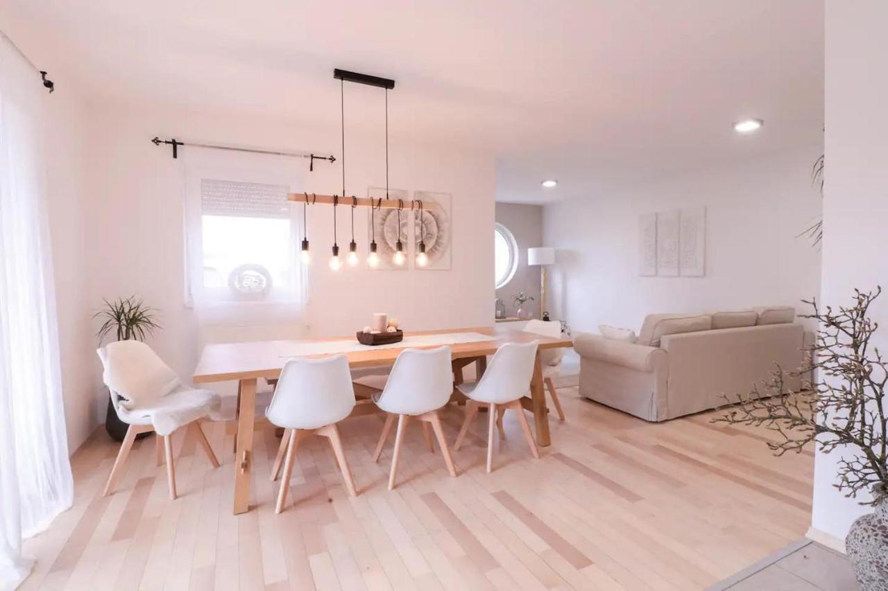 House Eden With Mountain Views Apartamento Bled Exterior foto